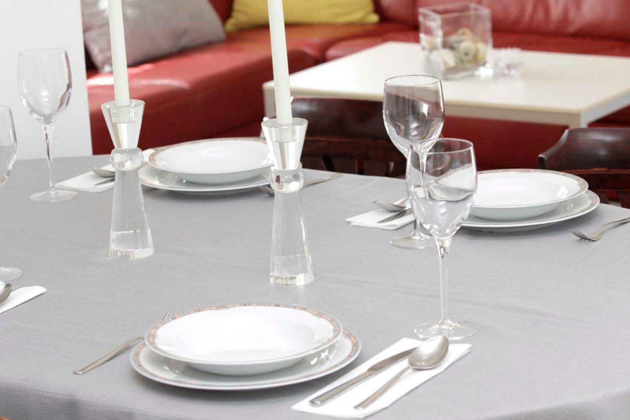 Apartament Besker *
