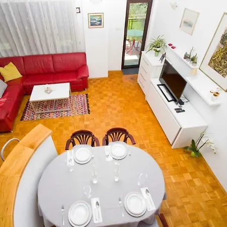 Apartments Besker Makarska Exterior photo